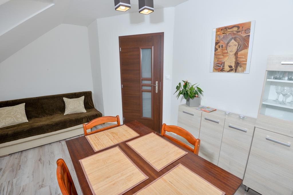Apartments Adana Spisske Bystre Екстер'єр фото